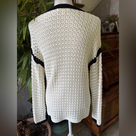 Greige Cable net cream and black sweater size small excellent condition - Picture 5 of 8